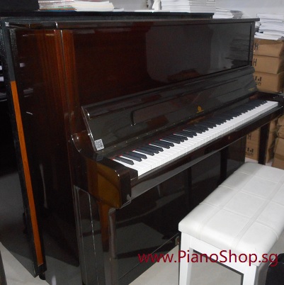 JOHN BROADWOODS钢琴，棕色，高度1.3m，使用15年